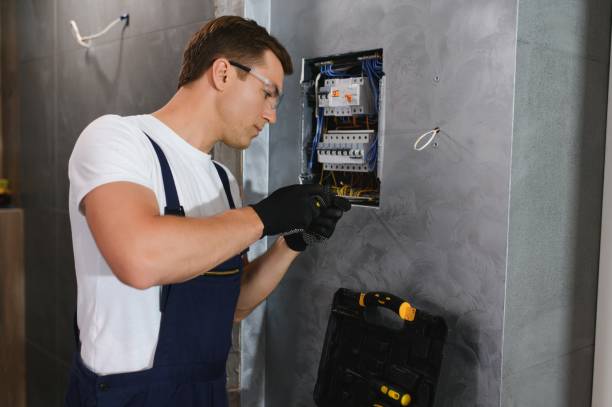 Best Commercial Electrician Services  in Johnstown, PA